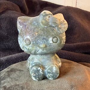 Hello Kitty Collectors Carved Moss Agate Crystal Decoration Large Size 465g
